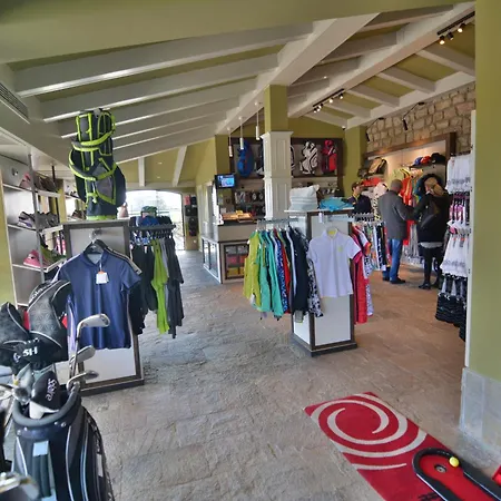 Θέρετρο Blacksearama Golf & Μπαλτσίκ