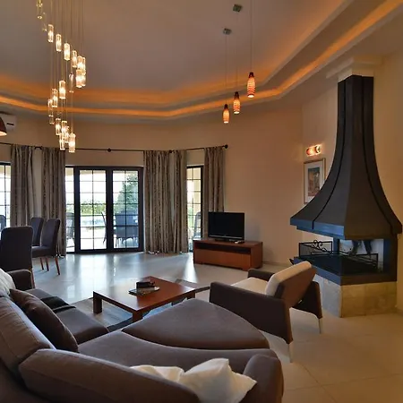 Blacksearama Golf & 5*