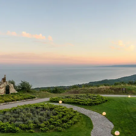 Blacksearama Golf & Θέρετρο 5*