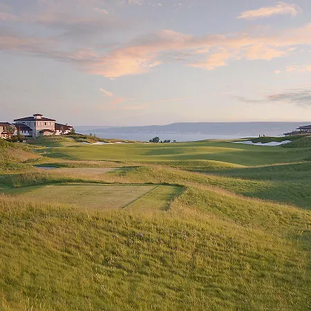 Blacksearama Golf & 5* Μπαλτσίκ