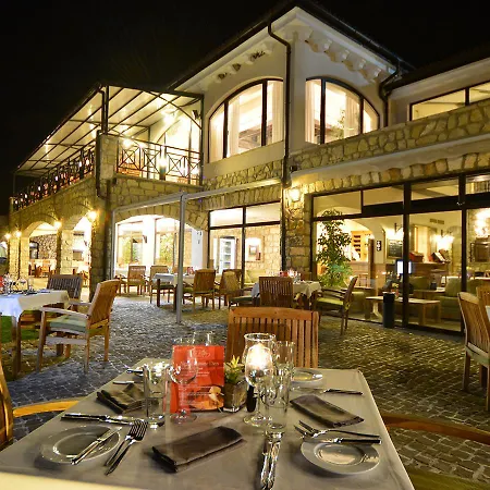Θέρετρο Blacksearama Golf & 5*