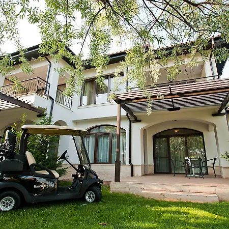 Blacksearama Golf & Villas