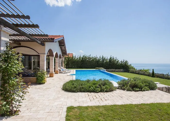 Blacksearama Golf & Villas 5*