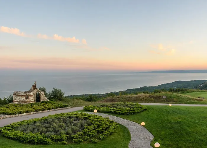 Blacksearama Golf & Villas Resort 5*